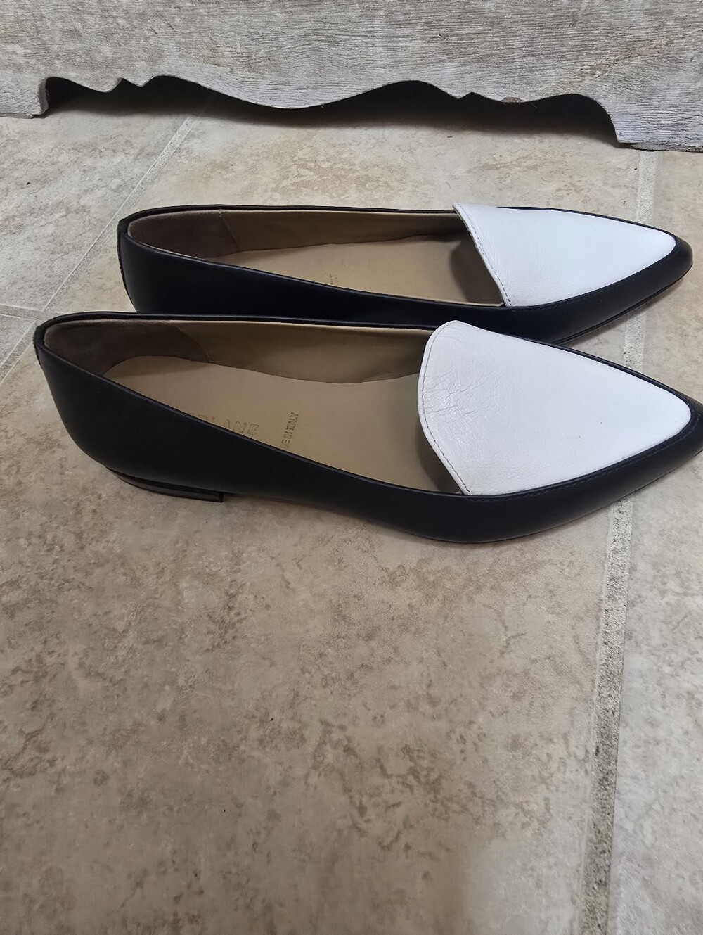Everlane Modern Point Flat Loafers Black White Size 6.5